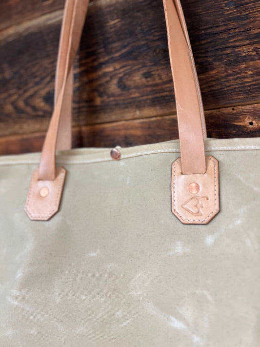 Harvester Tote
